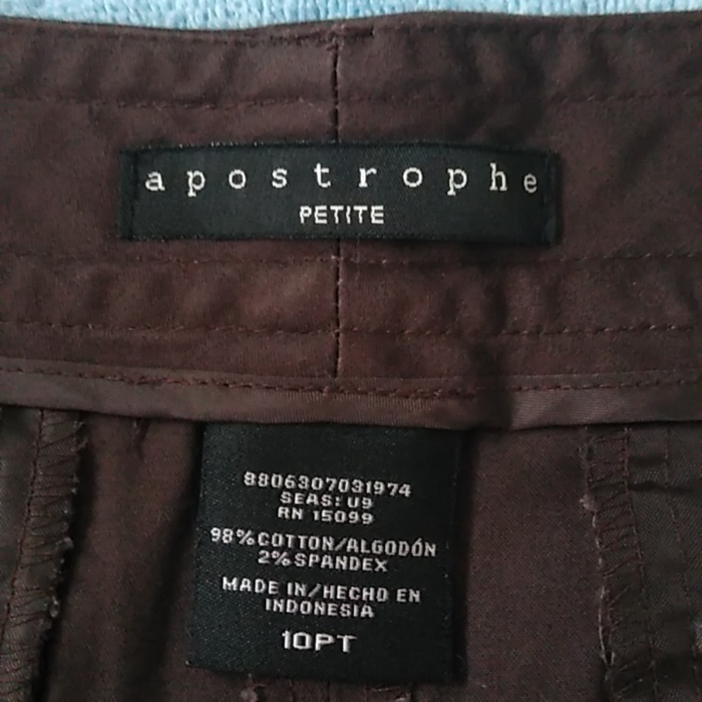 Apostrophe Ladies Shorts - Picture 3 of 4